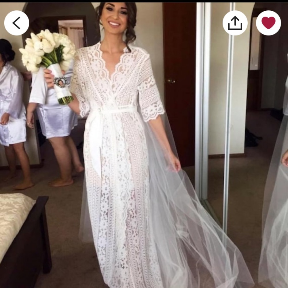 White lace wedding robe with slip. Bridal robe.